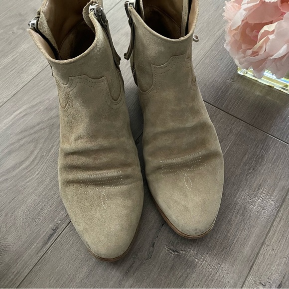 Golden Goose Viand Beige Suede Cowgirl Booties - Picture 4 of 9